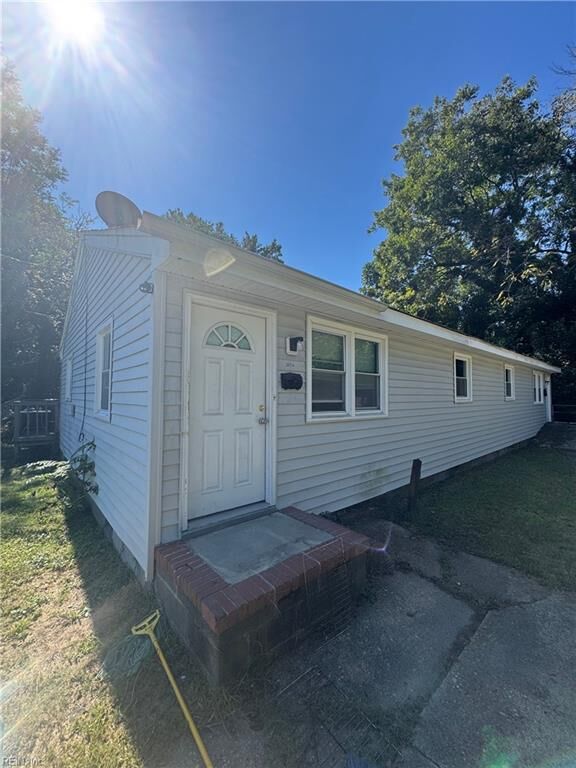 Property Photo:  3005 Oklahoma Ave A  VA 23513 