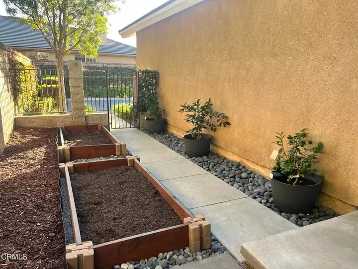 Property Photo: 4599 Via Aciando CA 93012