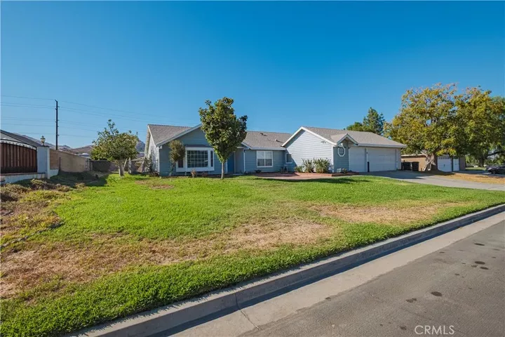 Property Photo:  472 Tanner  CA 92507 