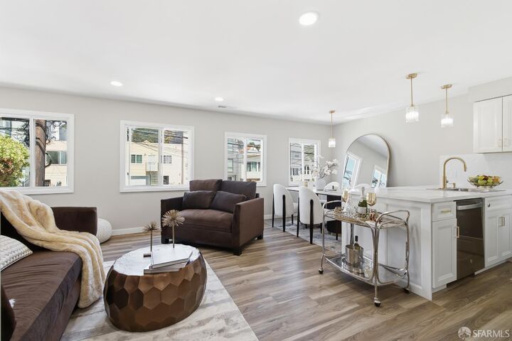 Property Photo: 1383 Revere Avenue CA 94124