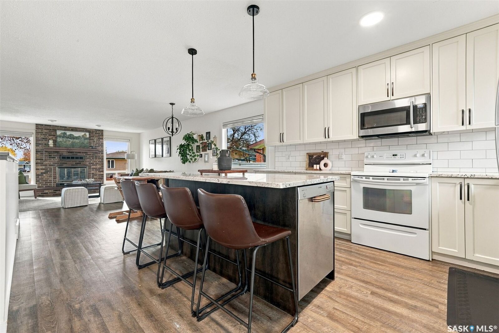 Property Photo:  231 Williston Drive  SK S4X 2H3 