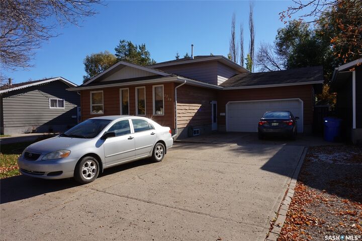 Property Photo:  7219 Beamish Drive  SK S4X 2G5 