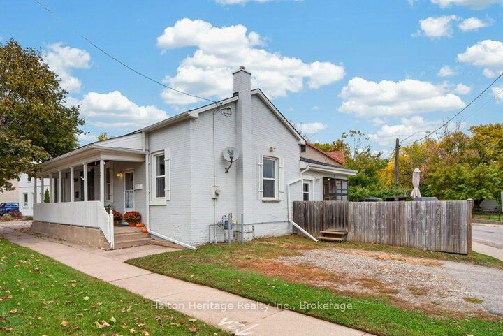 Property Photo: 147 Pearl Street ON N3T 3P5