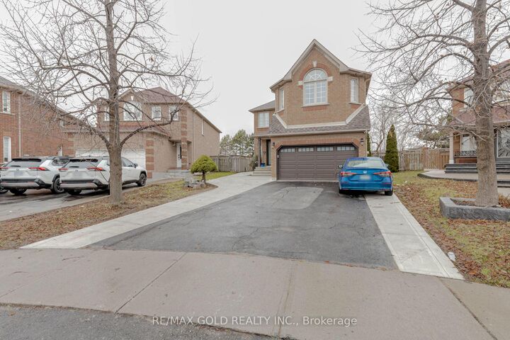Property Photo:  72 Chadwick Street  ON L6Y 4Y1 