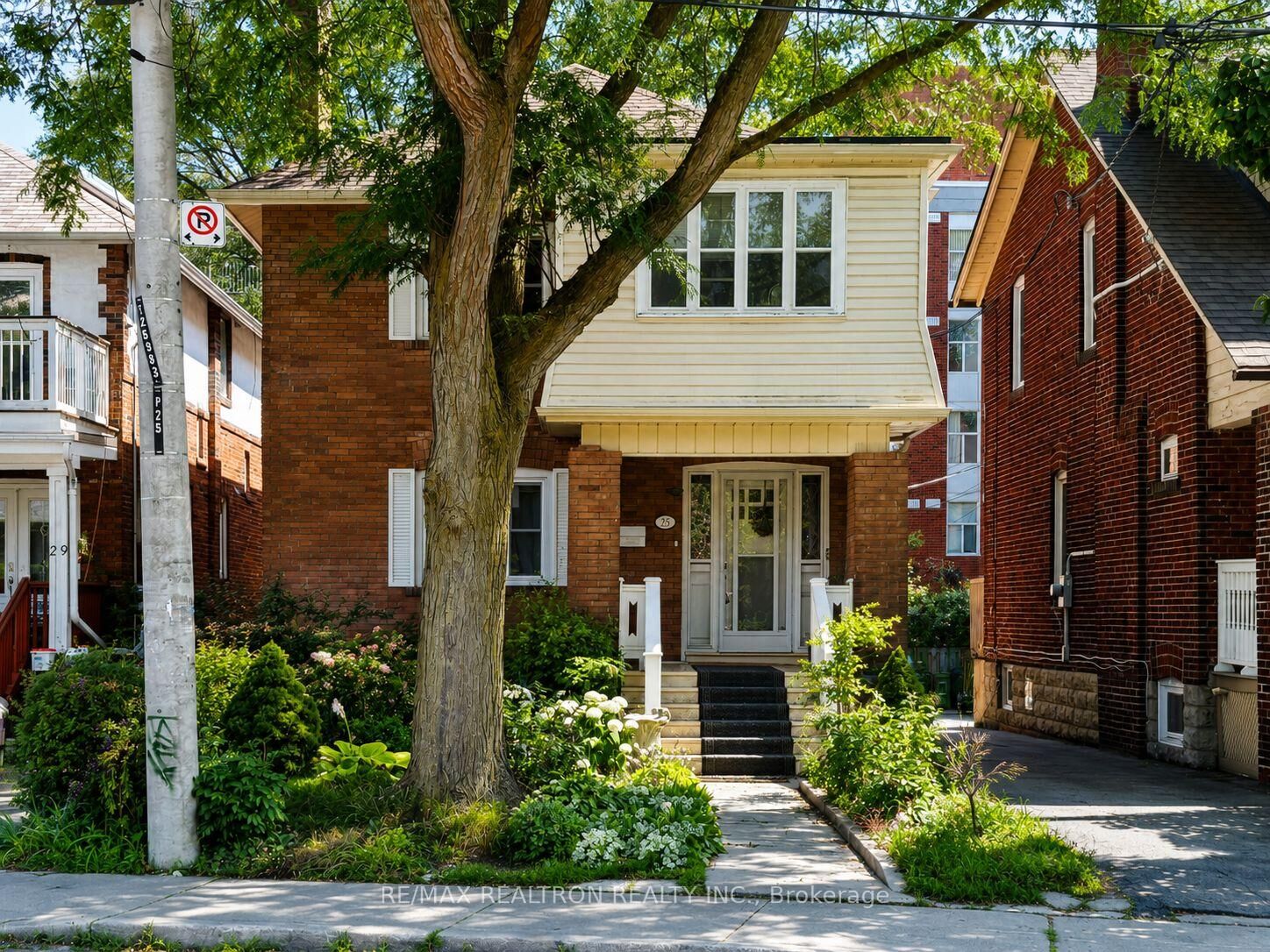 Property Photo:  25 Ranleigh Avenue 2nd Floor Unit  ON M4N 1X2 
