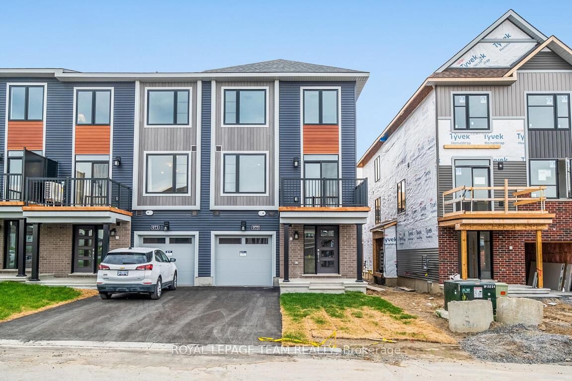 Property Photo:  975 Athenry Court  ON K2J 7E1 