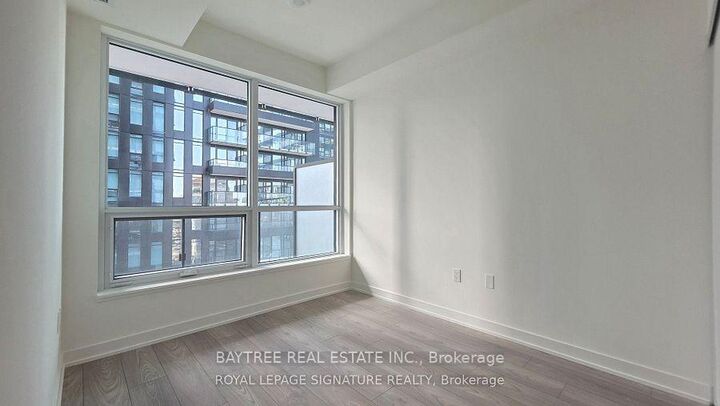 Property Photo:  110 Broadway Avenue 1304  ON M4P 1V7 