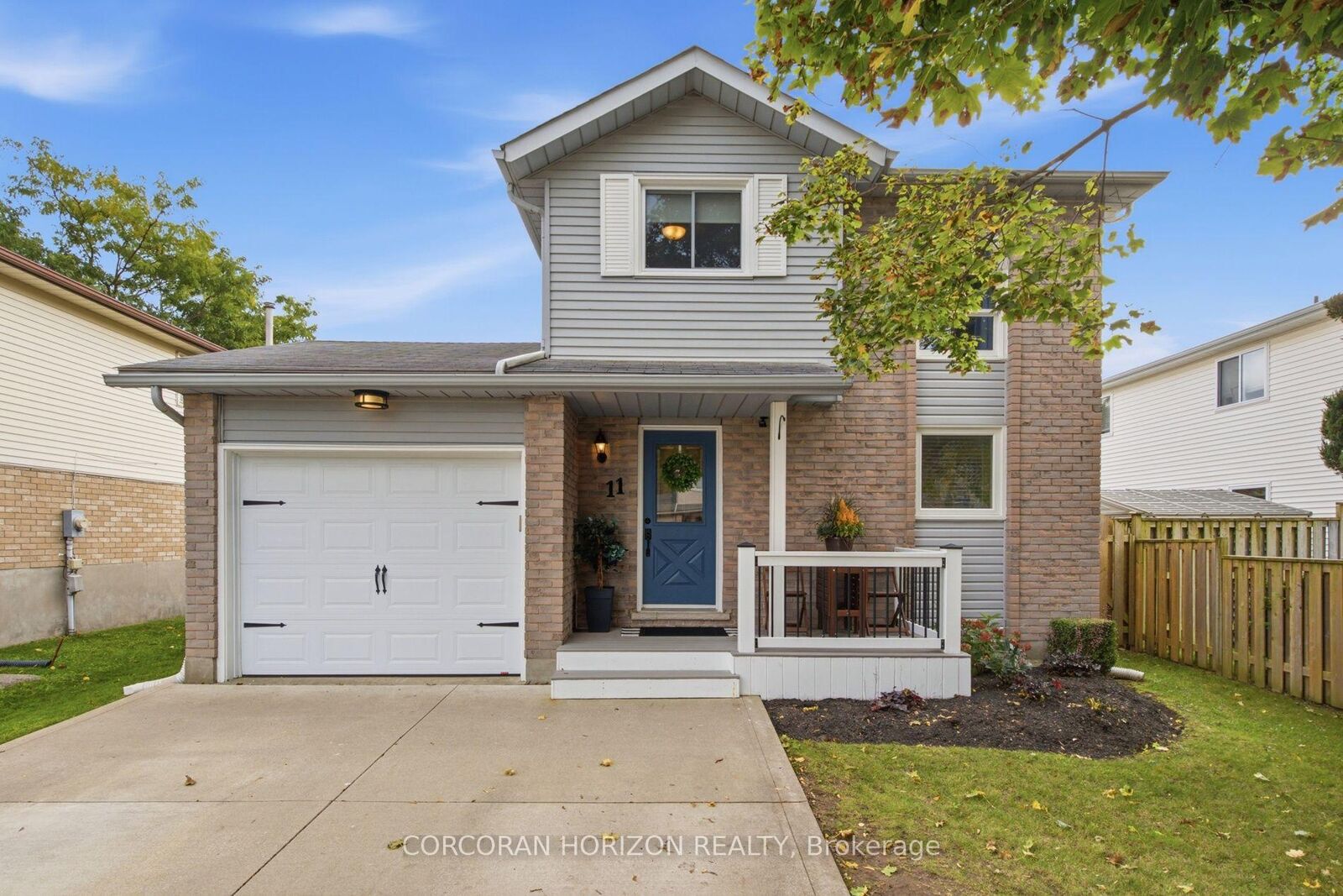 Property Photo:  11 Sandalwood Drive  ON N1P 1A5 