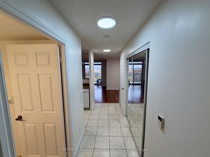 Property Photo:  700 Humberwood Boulevard 1630  ON M9W 7J4 