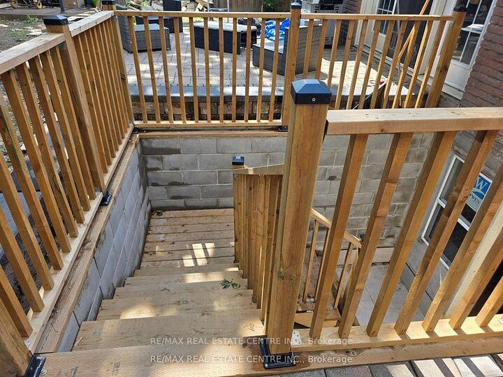 Property Photo:  2644 Kinnerton Crescent Basement  ON L5K 2B2 