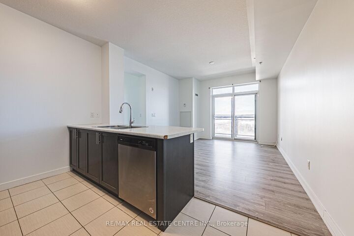 Property Photo:  2486 Old Bronte Road 706  ON L6M 0Y4 