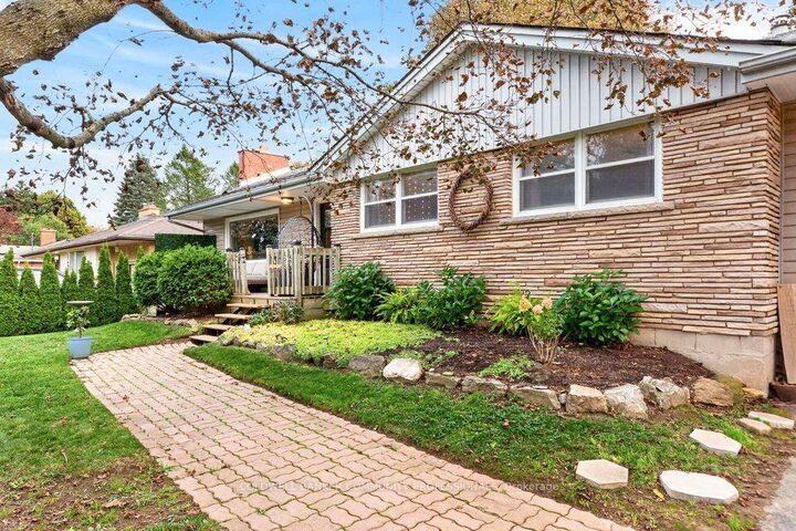 Property Photo:  58 Hatton Drive  ON L9G 2H6 