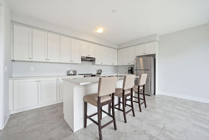 Property Photo:  96 Butler Boulevard  ON K9V 0R9 