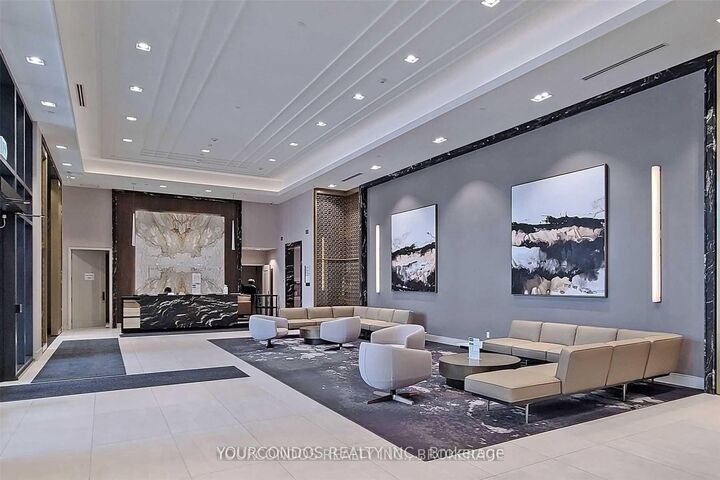 Property Photo:  268 Buchanan Drive 117W  ON L3R 8G9 