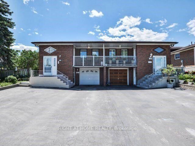 Property Photo:  131 Button Road  ON L4L 1J9 