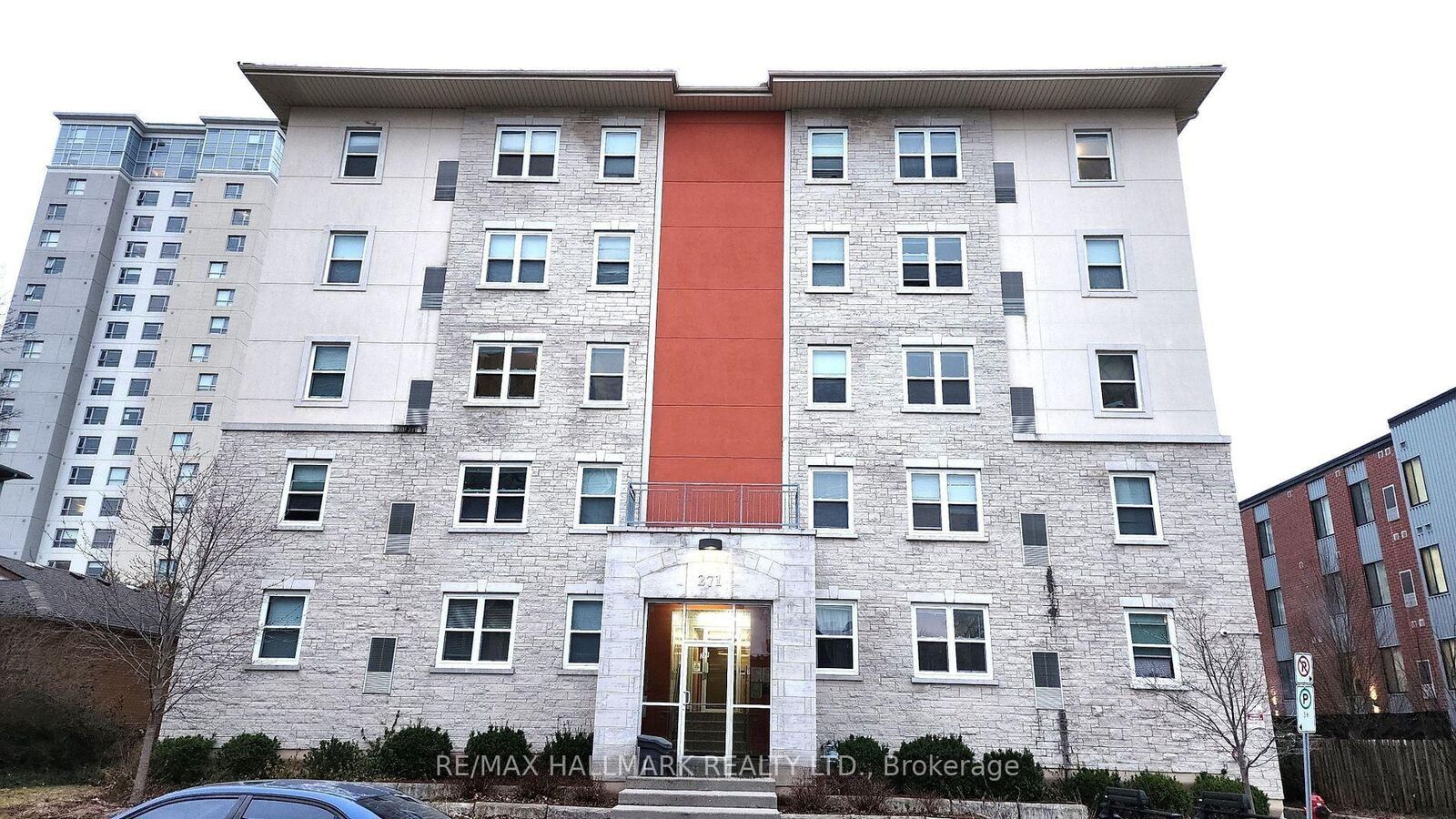 Property Photo:  271 Lester Street 301  ON N2L 3W6 