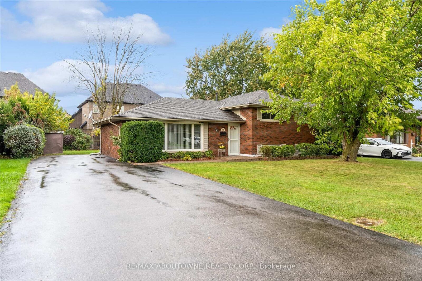 Property Photo:  7 Douglas Avenue  ON L3M 4E3 