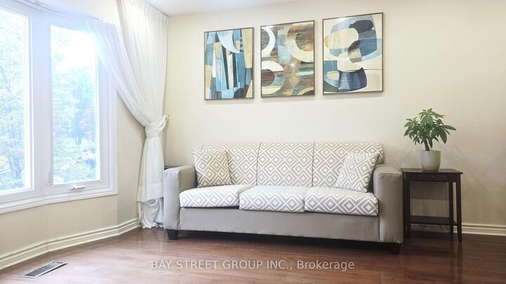Property Photo:  24 Beasley Drive  ON L4C 7Z2 