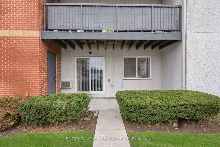 Property Photo:  1450 Glen Abbey Gate 712  ON L6M 2V7 