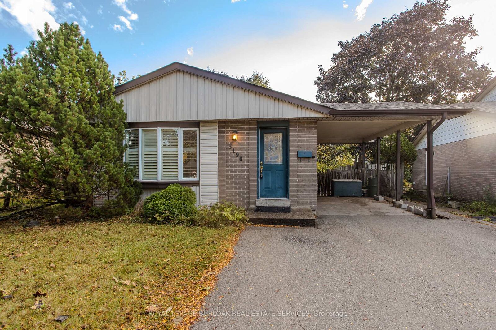 Property Photo:  3196 Centennial Drive  ON L7M 1C2 