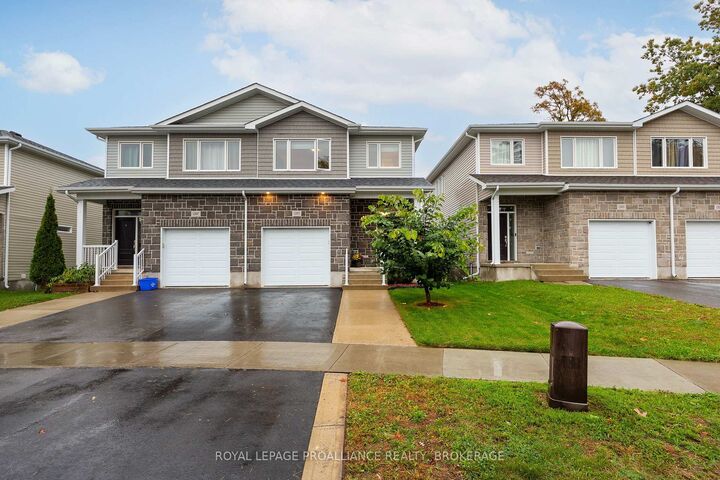 Property Photo:  1205 Max Crescent  ON K7P 0P2 