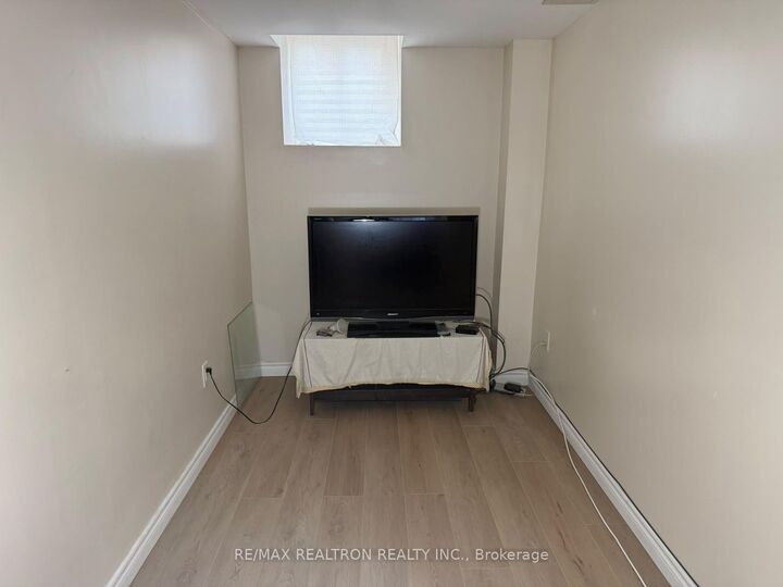 Property Photo:  152 Elizabeth Street Basement  ON L1T 3X5 