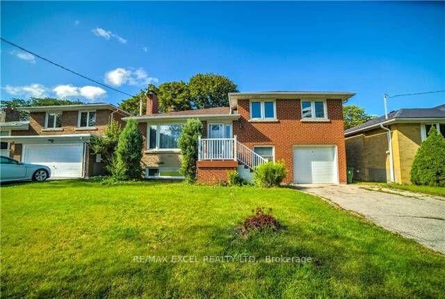Property Photo:  54 Bowerbank Drive  ON M2M 1Z8 