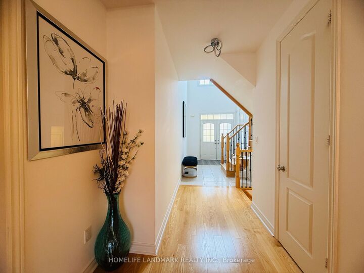 Property Photo:  51 Cobb Street  ON L4G 0W7 