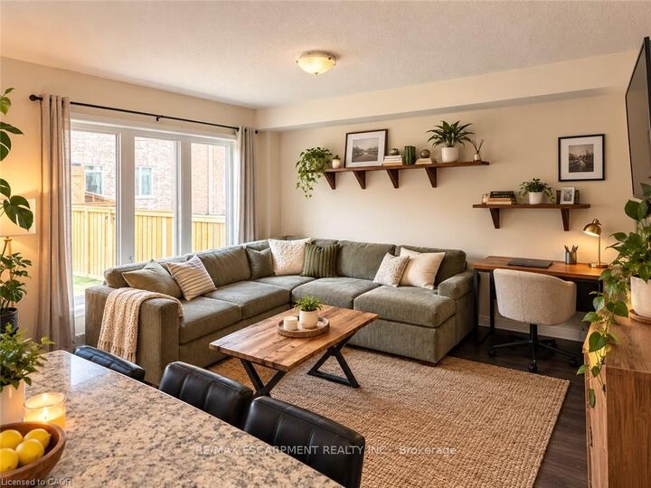 Property Photo:  25 Sumac Drive  ON N3W 0C2 