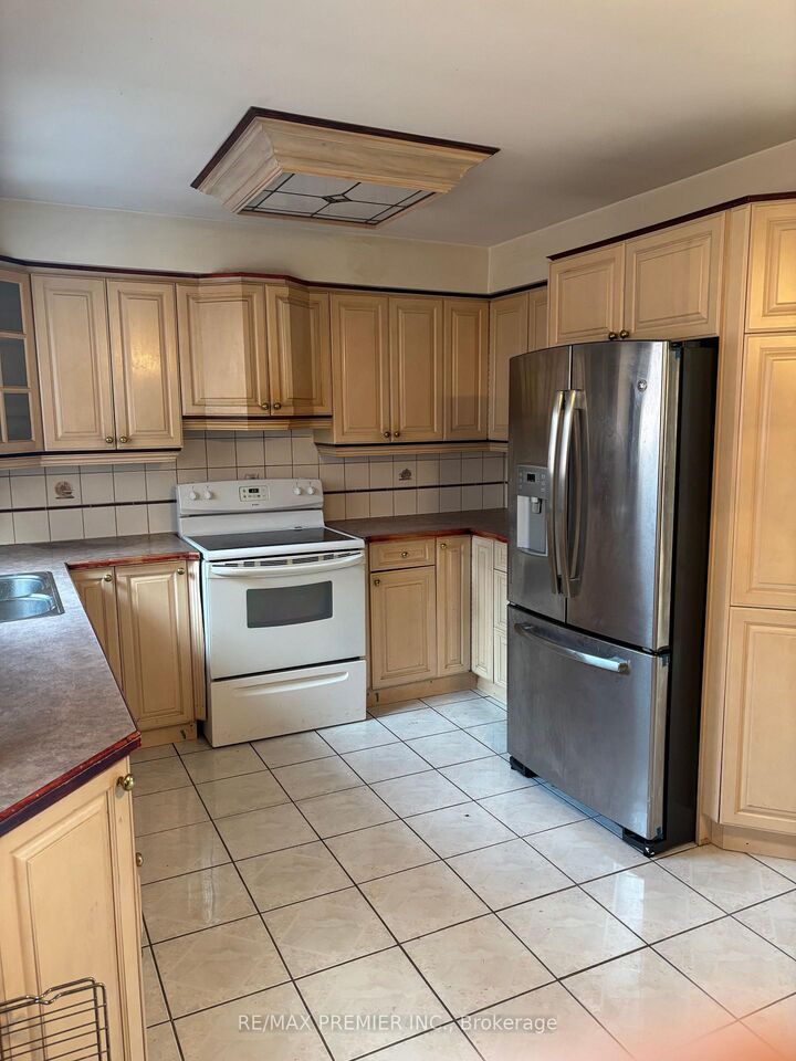 Property Photo:  37 Irwin Road S Main Floor  ON M9W 2P6 