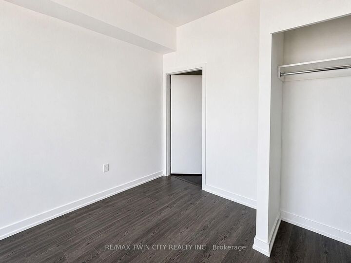 Property Photo:  30 Francis Street S  ON N2G 0B5 
