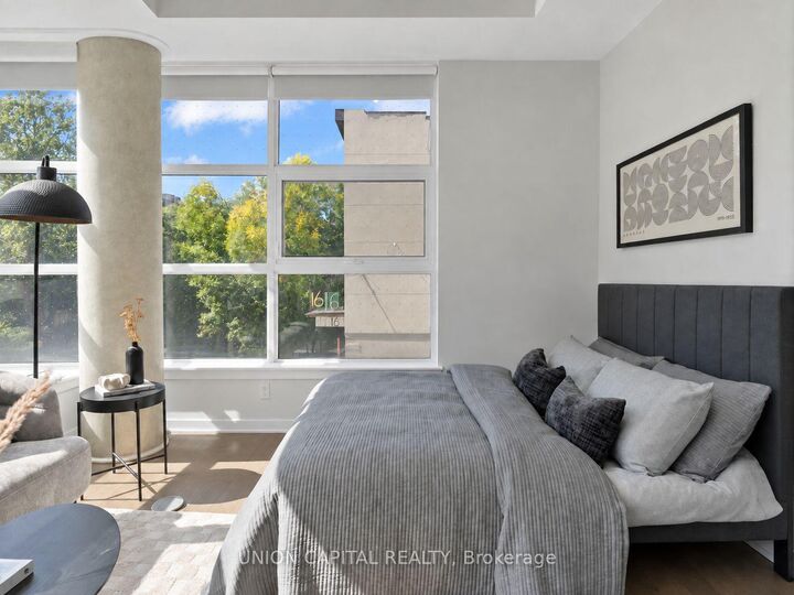 Property Photo:  10 Willison Square 202  ON M5T 0A8 