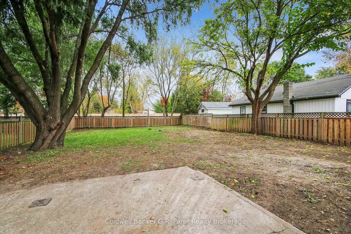 Property Photo:  171 Crysler Street  ON N4B 1H9 