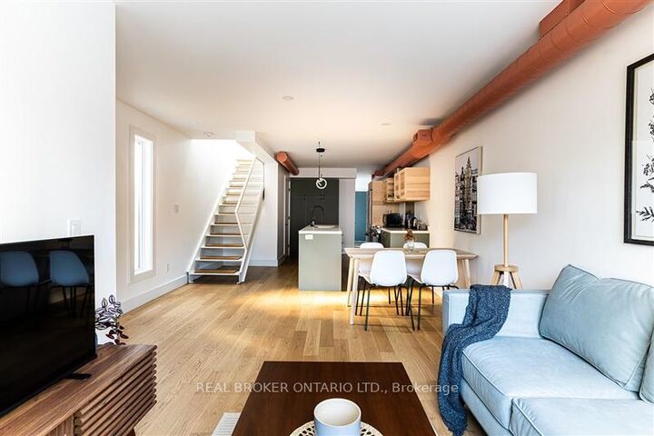 Property Photo: 278 Campbell Avenue Upper ON M6P 3V6