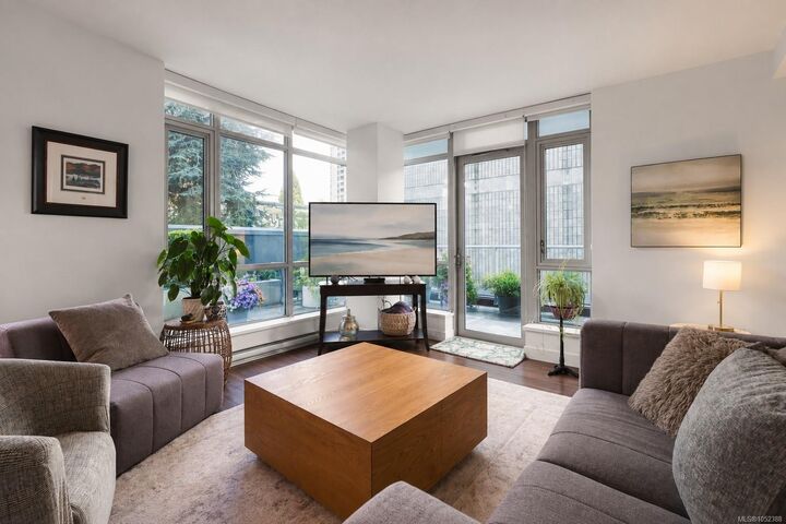 Property Photo:  838 Broughton St #204  BC V8W 1E4 