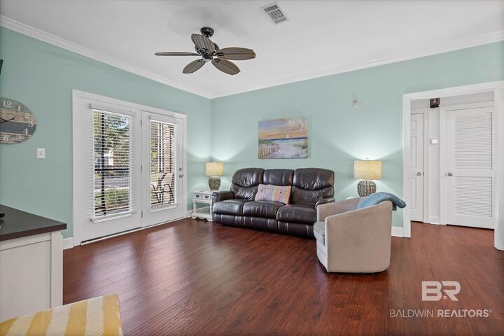 Property Photo: 450 Park Avenue Apt 810 AL 36535