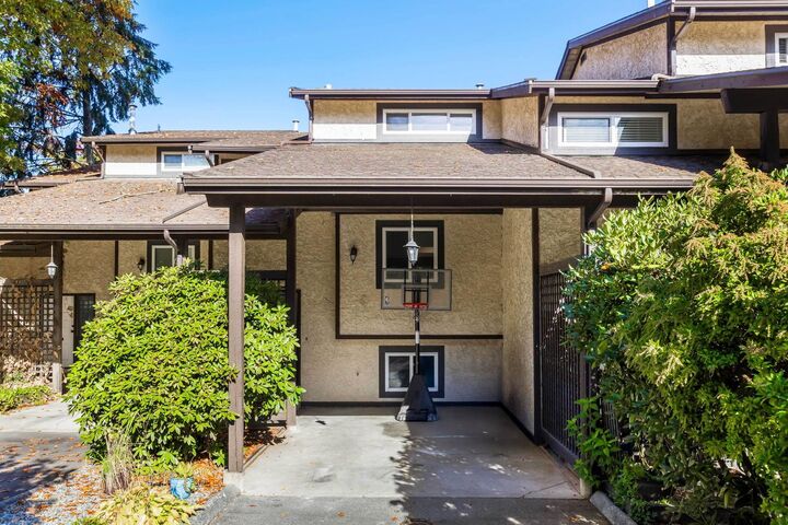 Property Photo:  33361 Wren Crescent 15  BC V2S 5V9 