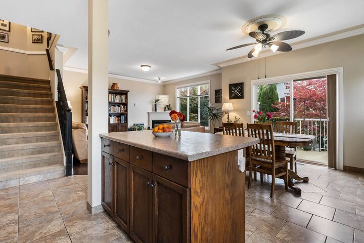 Property Photo:  46330 Valleyview Road 1  BC V2R 5S6 
