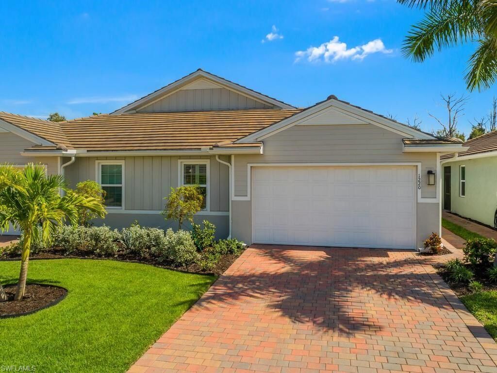 Property Photo: 1220 Enbrook Loop FL 34114