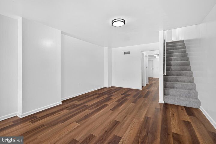 Property Photo:  504 E 3rd Street  DE 19801 