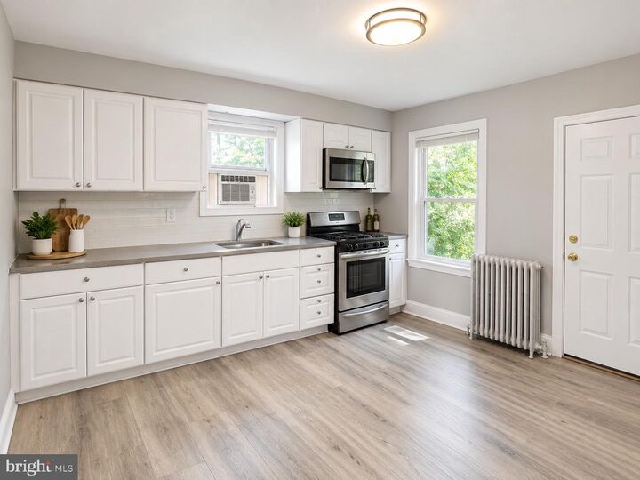 Property Photo:  1122 Gorsuch Avenue  MD 21218 