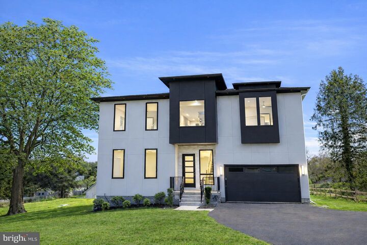 Property Photo:  2613 Beacon Hill Road  VA 22306 