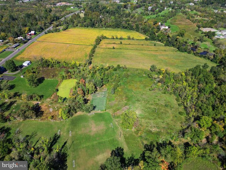 Property Photo:  115 Twining Road  PA 18954 