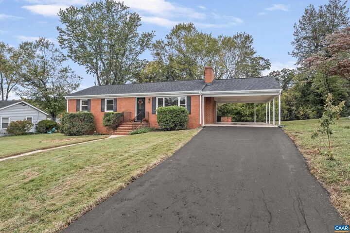 Property Photo:  2307 Wakefield Rd  VA 22901 