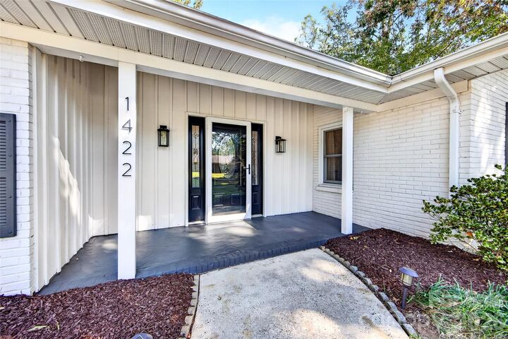 Property Photo:  1422 McIlroy Road  NC 28212 