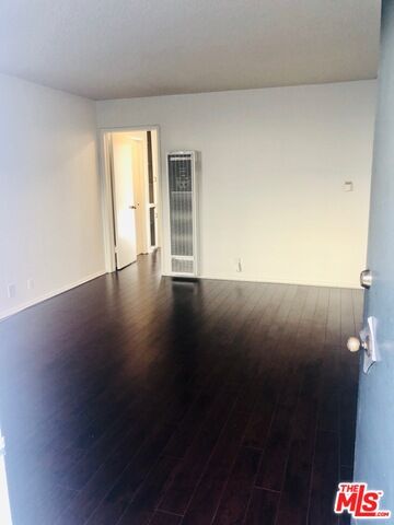 Property Photo:  1434 11th St, Unit 3  CA 90401 