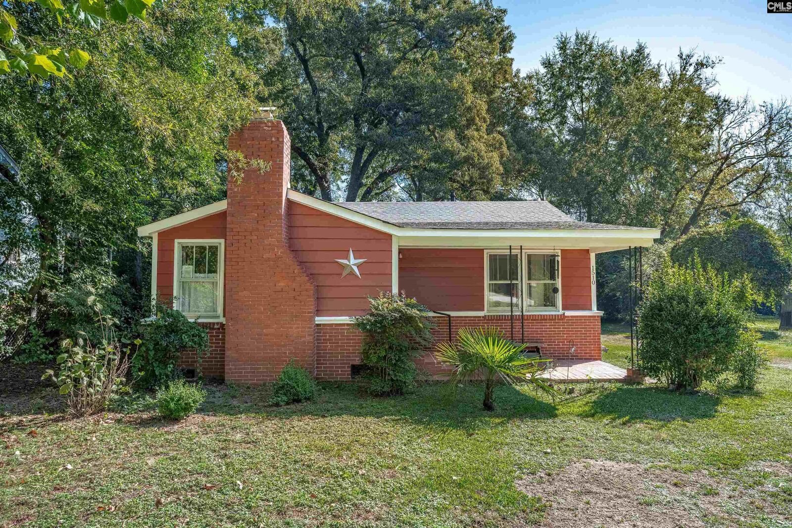Property Photo: 1510 Sarsfield SC 29020
