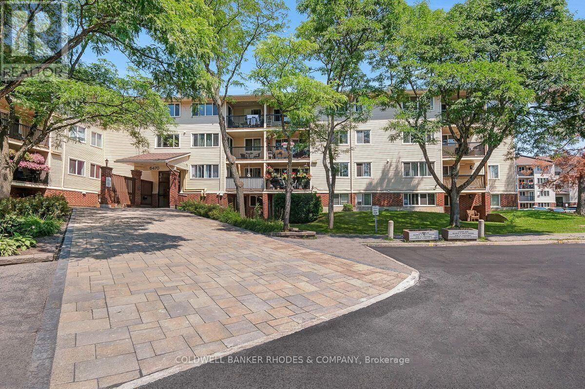 Property Photo: 6470 Bilberry Drive 414 ON K1C 4P1