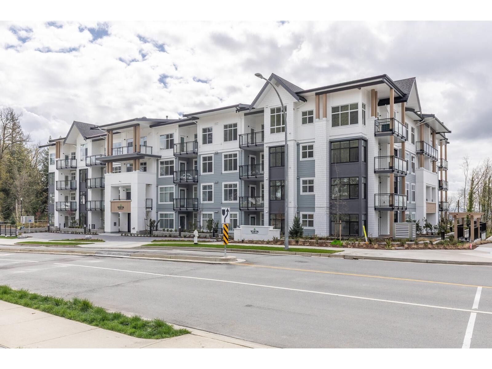 Property Photo:  33920 Best Avenue 112  BC V2V 0L9 