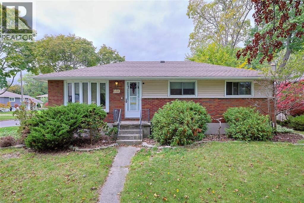 Property Photo:  880 Champlain Road  ON N7V 2G1 